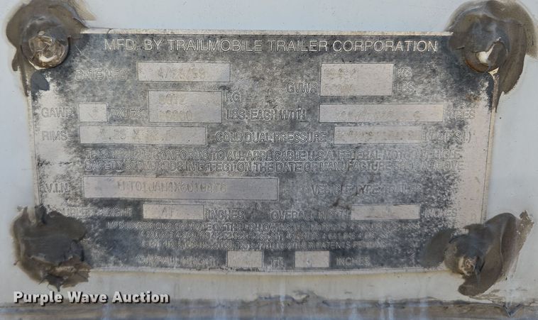 image for item EQ6721 1999 Trail Mobile  dry van trailer