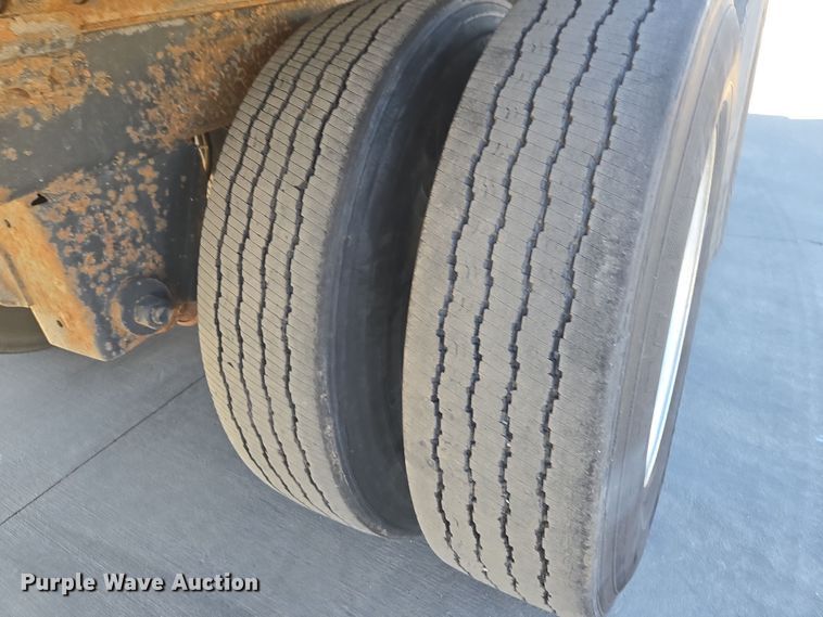 image for item EQ6725 1995 Wabash dry van trailer