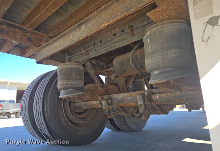 image for item EQ6725 1995 Wabash dry van trailer