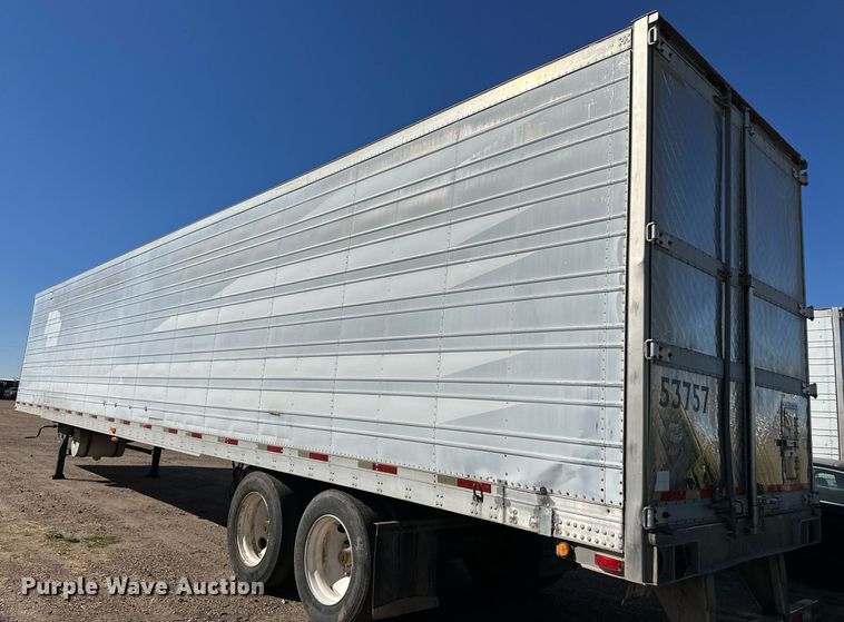 image for item ER8150 2004 Utility VS2RA refrigerated van trailer