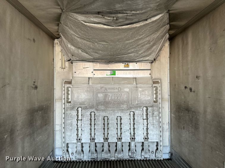 image for item ER8150 2004 Utility VS2RA refrigerated van trailer