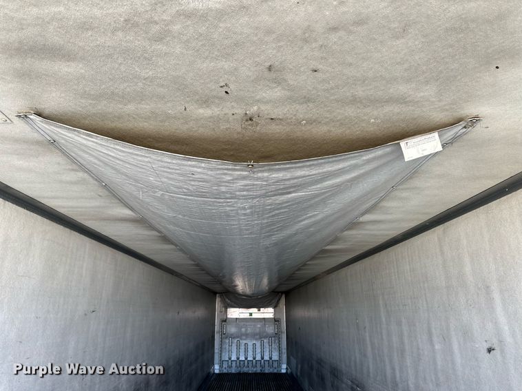 image for item ER8150 2004 Utility VS2RA refrigerated van trailer