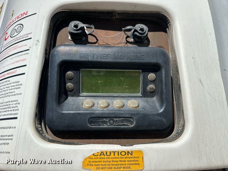 image for item ER8150 2004 Utility VS2RA refrigerated van trailer