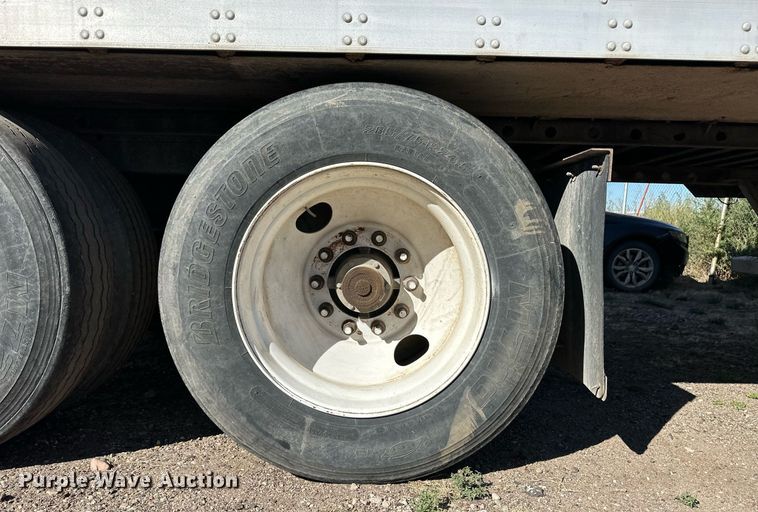 image for item ER8150 2004 Utility VS2RA refrigerated van trailer