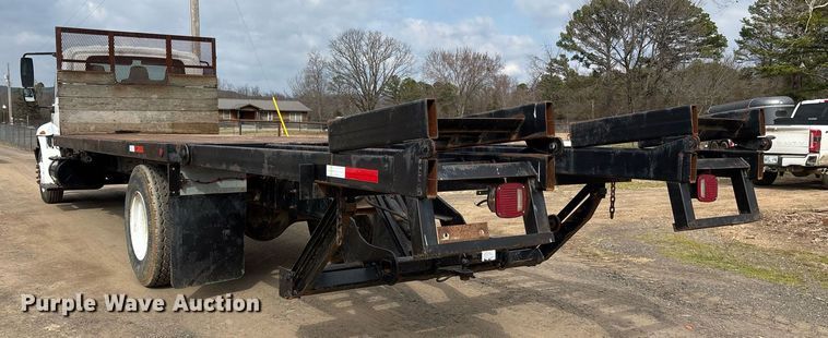 image for item EY9994 2006 International 4300 flatbed truck