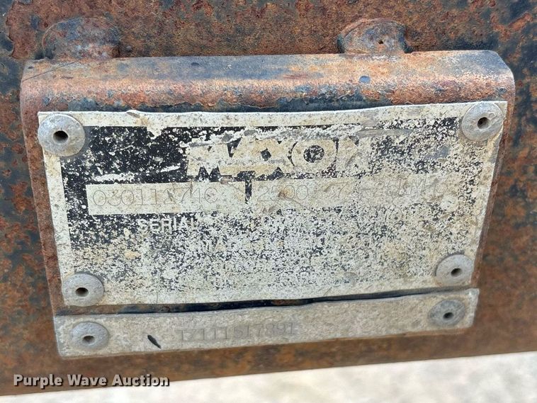 image for item EY9994 2006 International 4300 flatbed truck