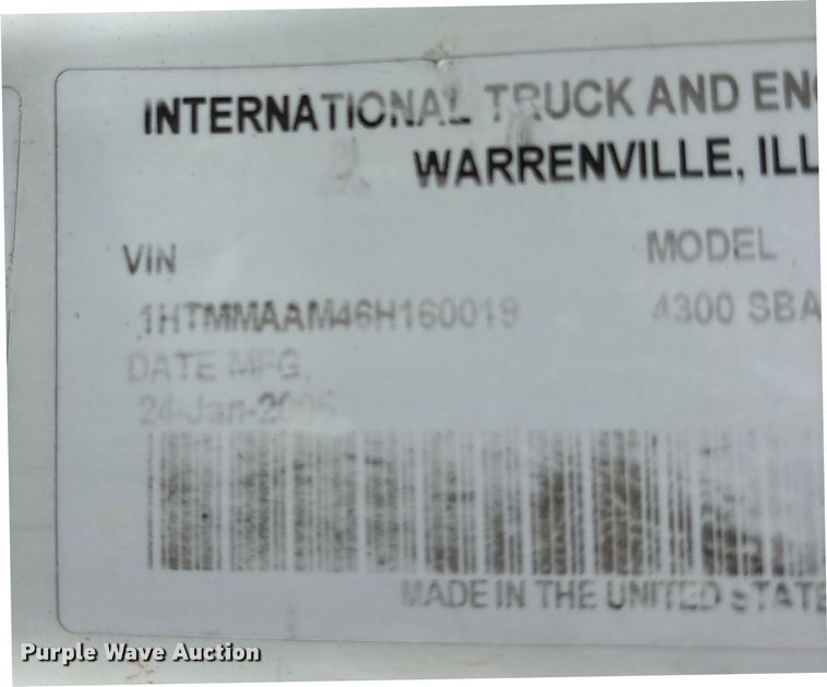 image for item EY9994 2006 International 4300 flatbed truck
