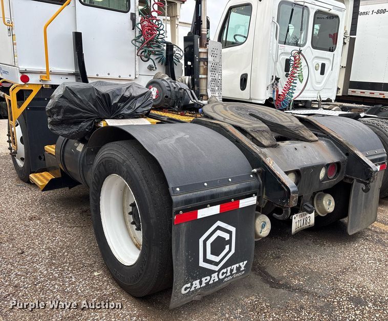 image for item EY9997 2017 Capacity TJ5000 yard truck