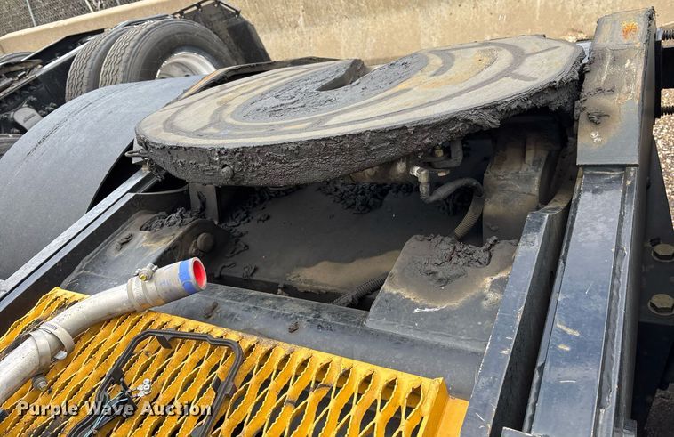 image for item EY9997 2017 Capacity TJ5000 yard truck