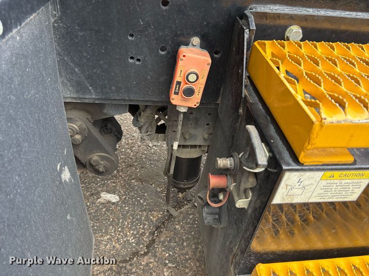 image for item EY9997 2017 Capacity TJ5000 yard truck