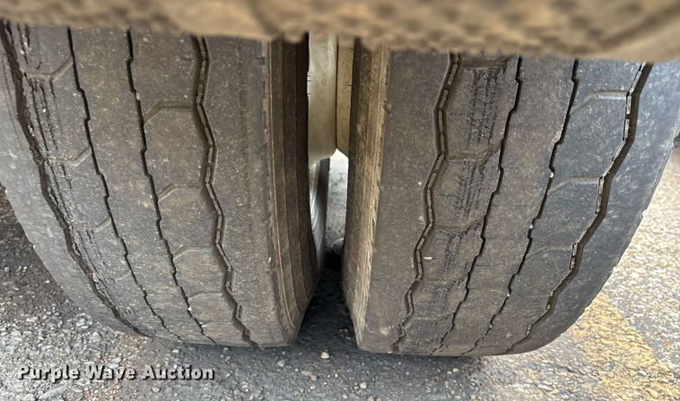 image for item EY9997 2017 Capacity TJ5000 yard truck