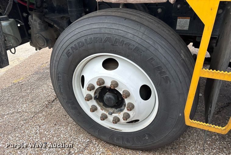 image for item EY9997 2017 Capacity TJ5000 yard truck