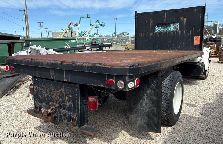 image for item EY9998 1994 International 4600 flatbed truck