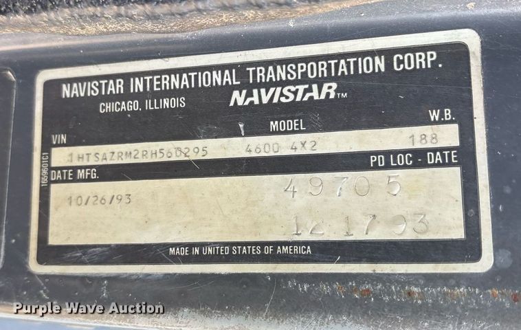 image for item EY9998 1994 International 4600 flatbed truck