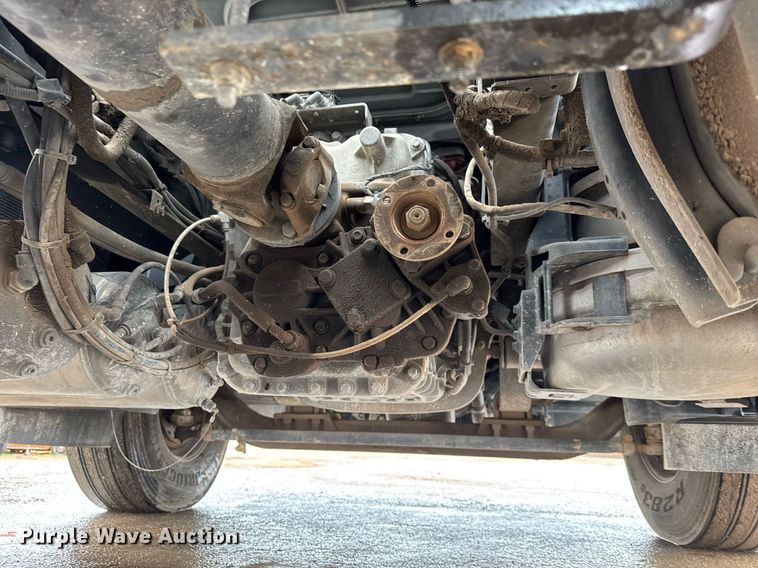 image for item LH9491 2017 Mack CXU613 semi truck