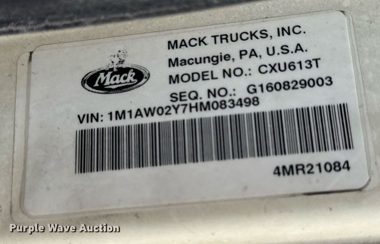 image for item LH9491 2017 Mack CXU613 semi truck
