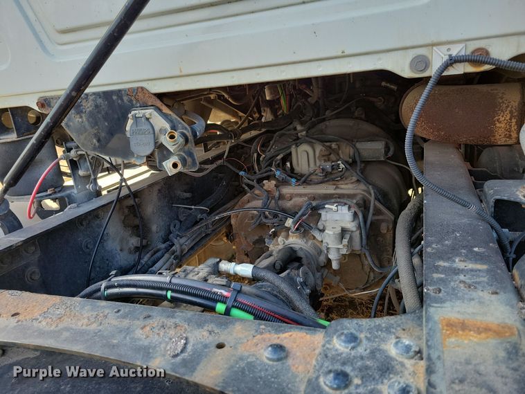 image for item NB9808 2006 Mack Vision semi truck