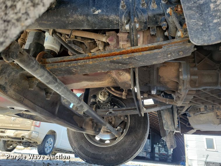 image for item NB9835 2016 Mack CXU613 semi truck