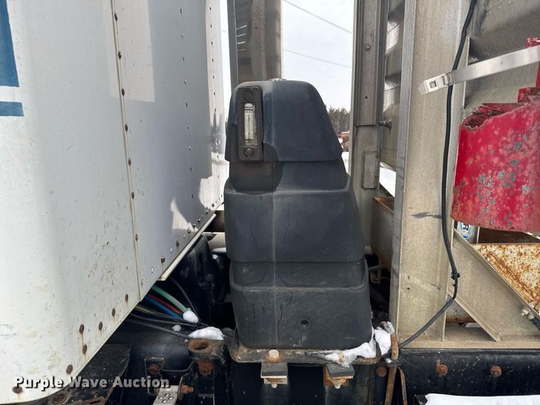 image for item NN9577 1993 Kenworth T800 semi truck