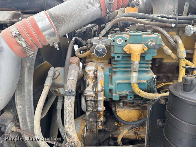 image for item NN9577 1993 Kenworth T800 semi truck