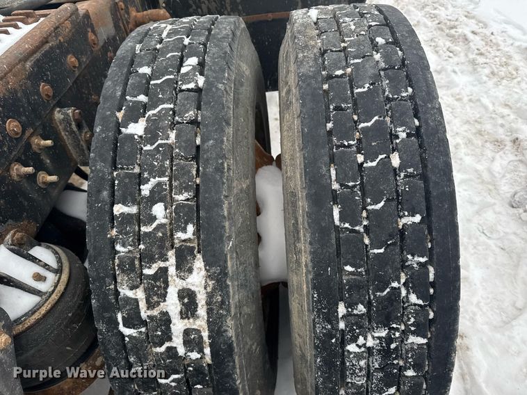 image for item NN9577 1993 Kenworth T800 semi truck