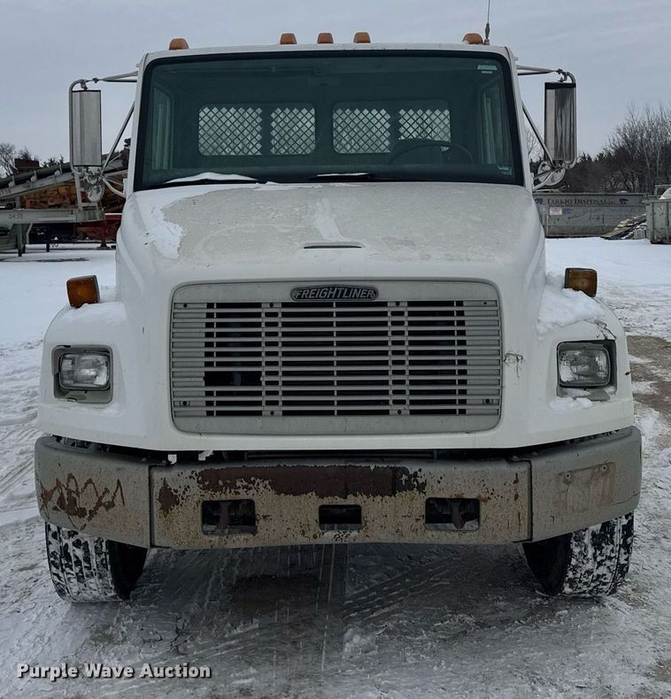 image for item NN9578 1996 Freightliner FL70 dump flatbed truck