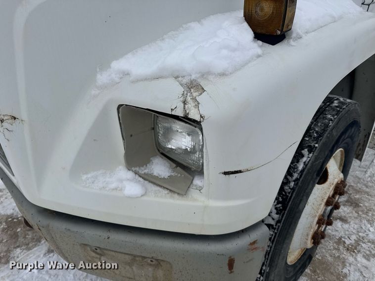 image for item NN9578 1996 Freightliner FL70 dump flatbed truck