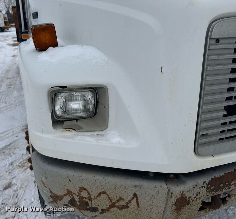 image for item NN9578 1996 Freightliner FL70 dump flatbed truck