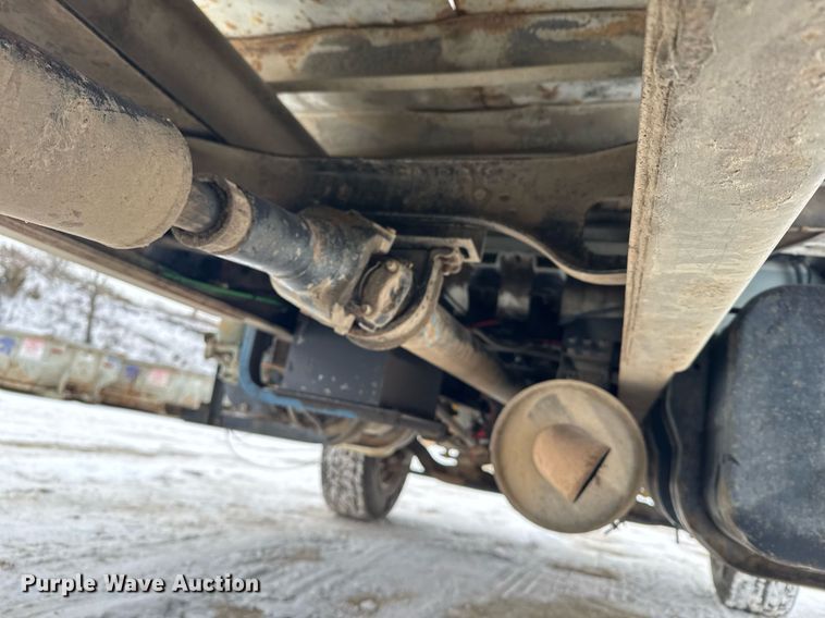 image for item NN9578 1996 Freightliner FL70 dump flatbed truck