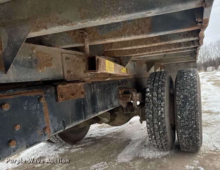 image for item NN9578 1996 Freightliner FL70 dump flatbed truck