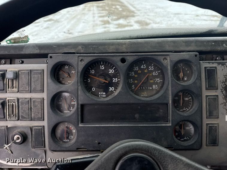 image for item NN9578 1996 Freightliner FL70 dump flatbed truck