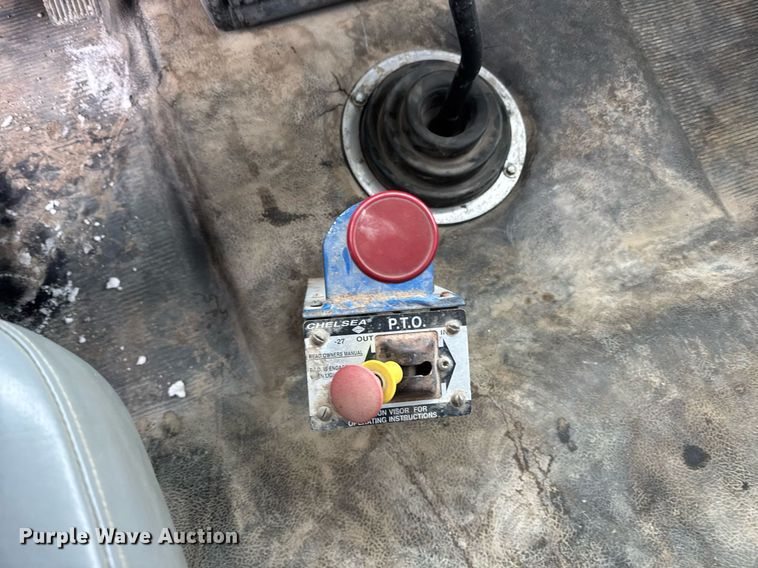 image for item NN9578 1996 Freightliner FL70 dump flatbed truck