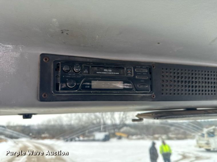 image for item NN9578 1996 Freightliner FL70 dump flatbed truck