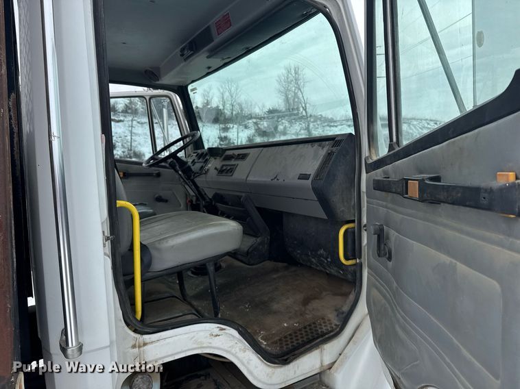 image for item NN9578 1996 Freightliner FL70 dump flatbed truck