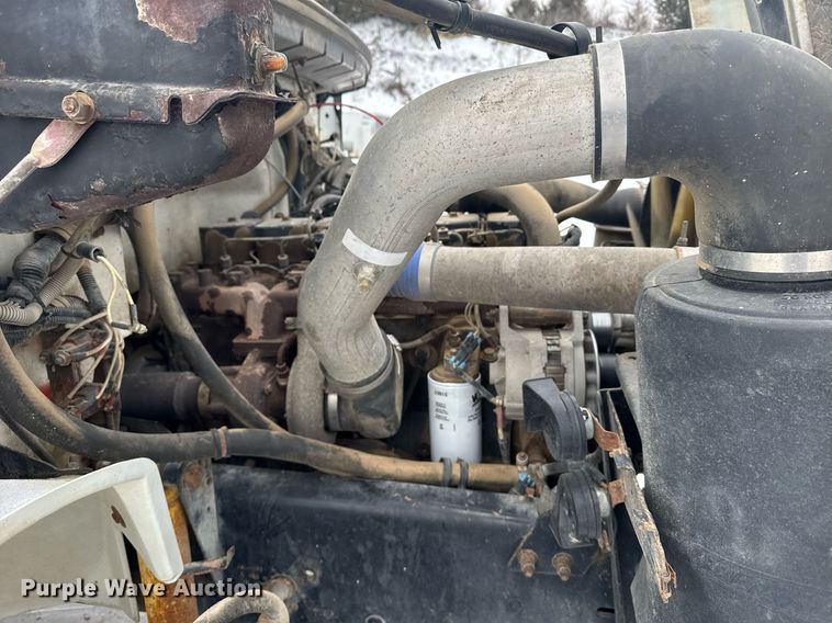 image for item NN9578 1996 Freightliner FL70 dump flatbed truck