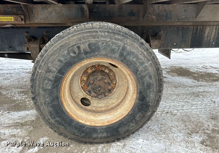 image for item NN9578 1996 Freightliner FL70 dump flatbed truck