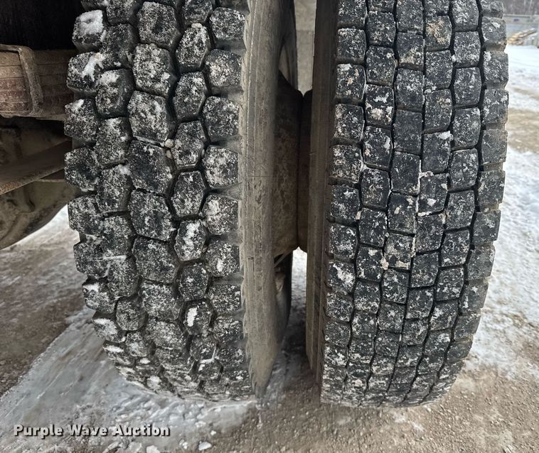 image for item NN9578 1996 Freightliner FL70 dump flatbed truck