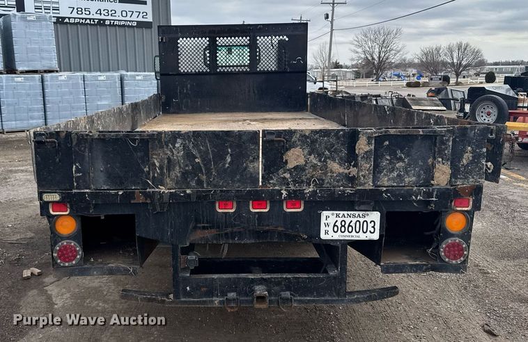 image for item NN9588 2013 Isuzu NPR HD flatbed truck