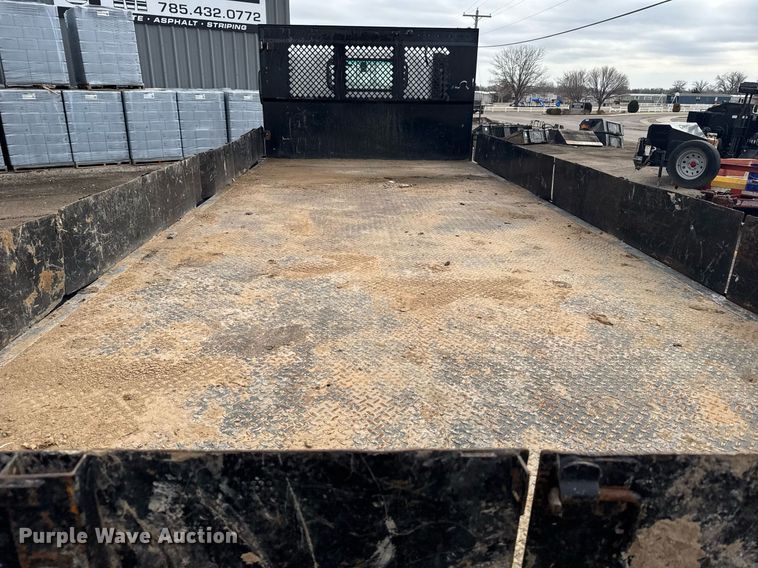 image for item NN9588 2013 Isuzu NPR HD flatbed truck