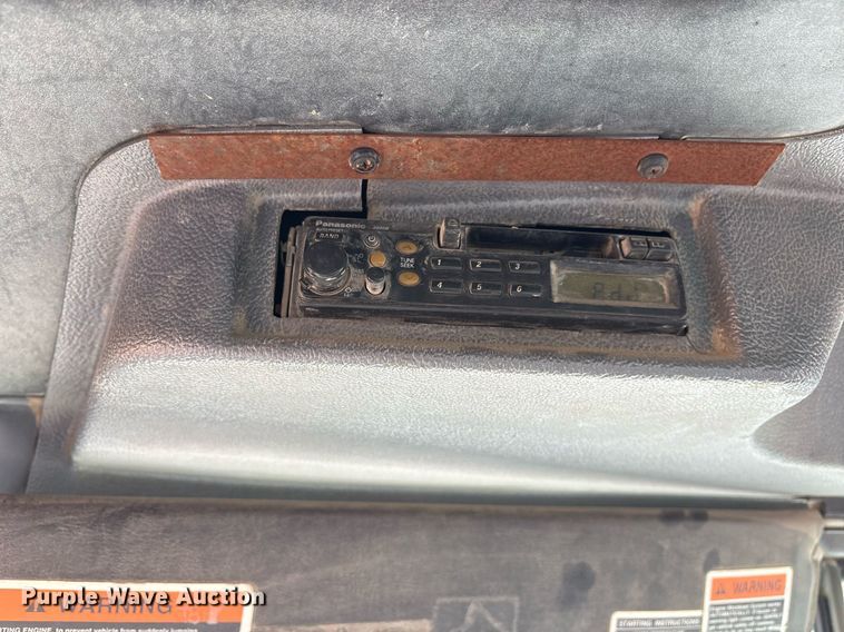 image for item OK9527 1999 Mack RD690S ready mix truck