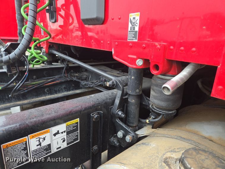 image for item YA0152 2019 Kenworth T680 semi truck