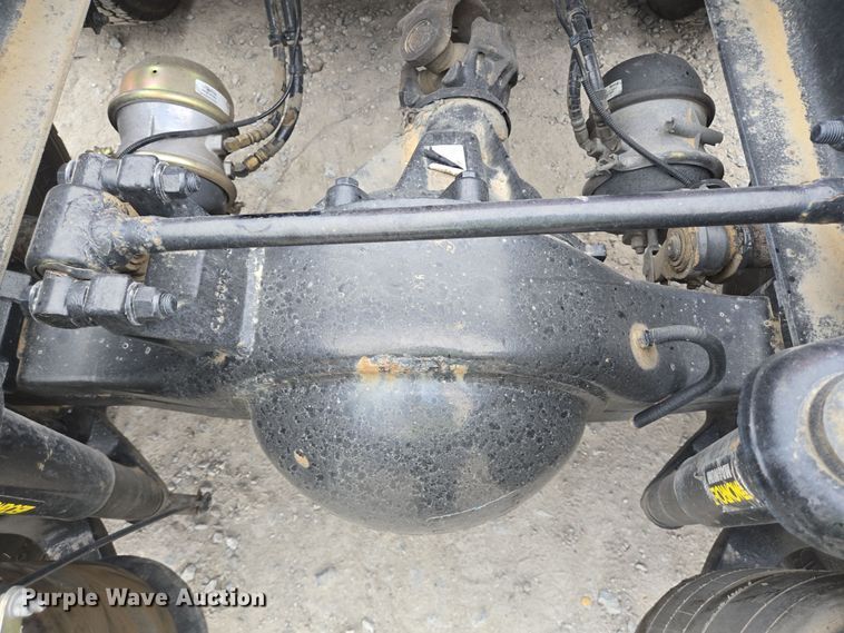 image for item YA0152 2019 Kenworth T680 semi truck