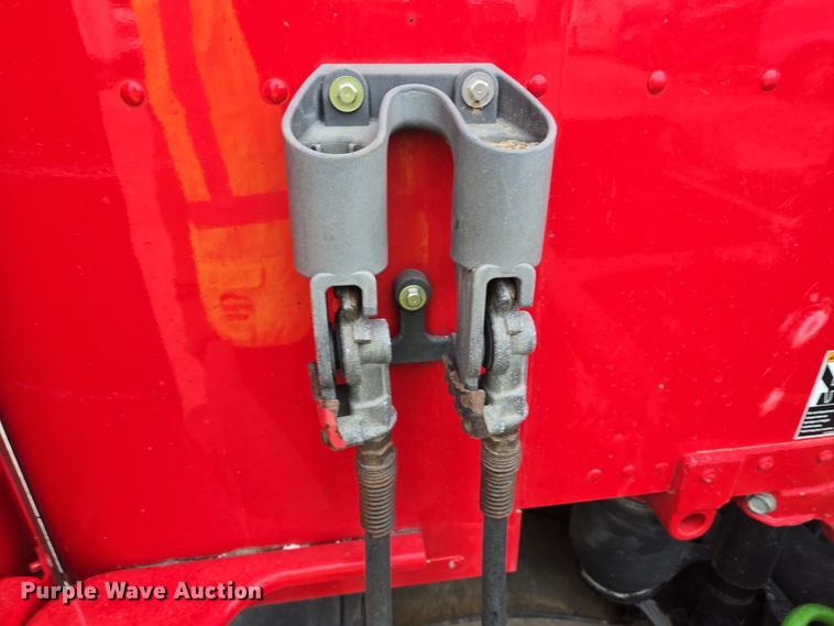 image for item YA0152 2019 Kenworth T680 semi truck