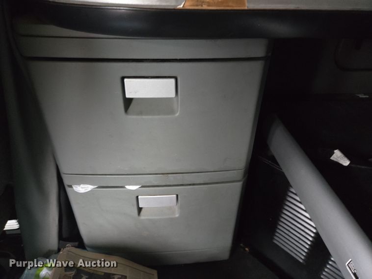 image for item YA0152 2019 Kenworth T680 semi truck