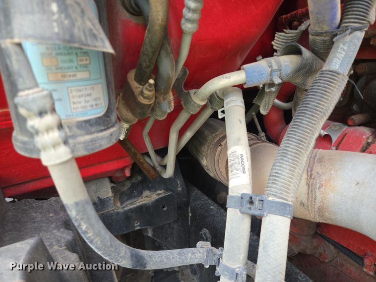 image for item YA0152 2019 Kenworth T680 semi truck