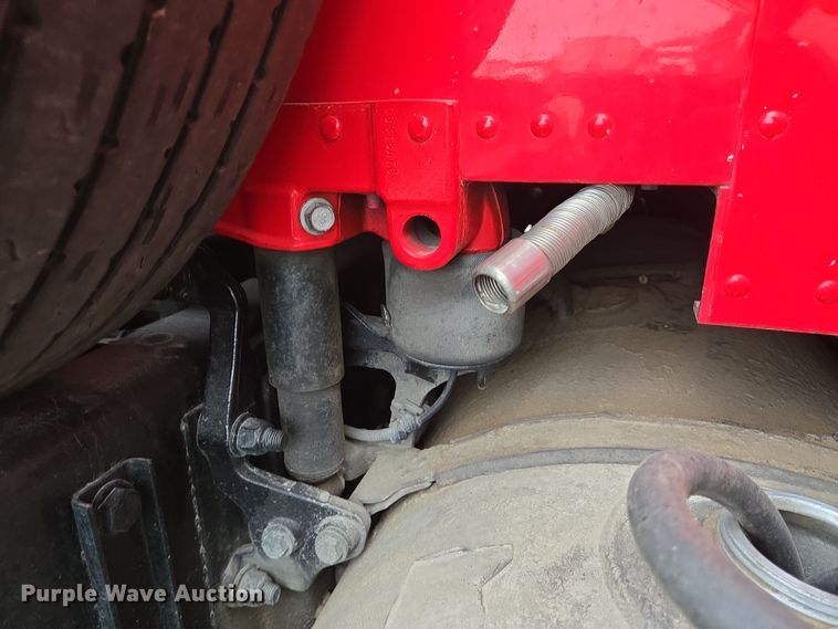 image for item YA0153 2019 Kenworth T680 semi truck