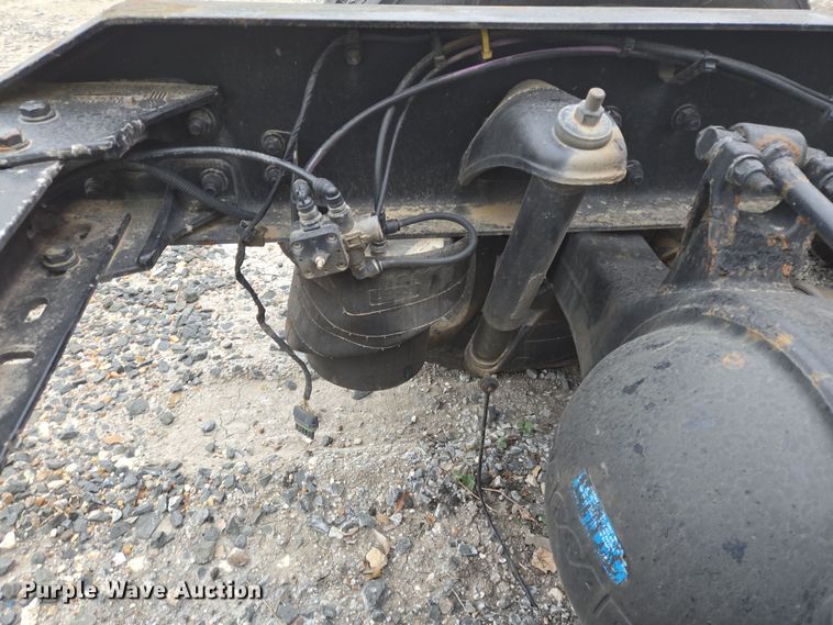 image for item YA0153 2019 Kenworth T680 semi truck