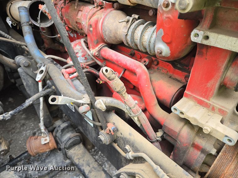 image for item YA0153 2019 Kenworth T680 semi truck