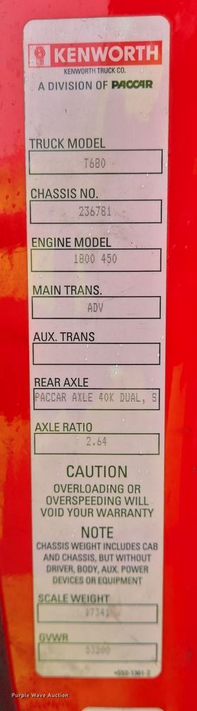 image for item YA0153 2019 Kenworth T680 semi truck