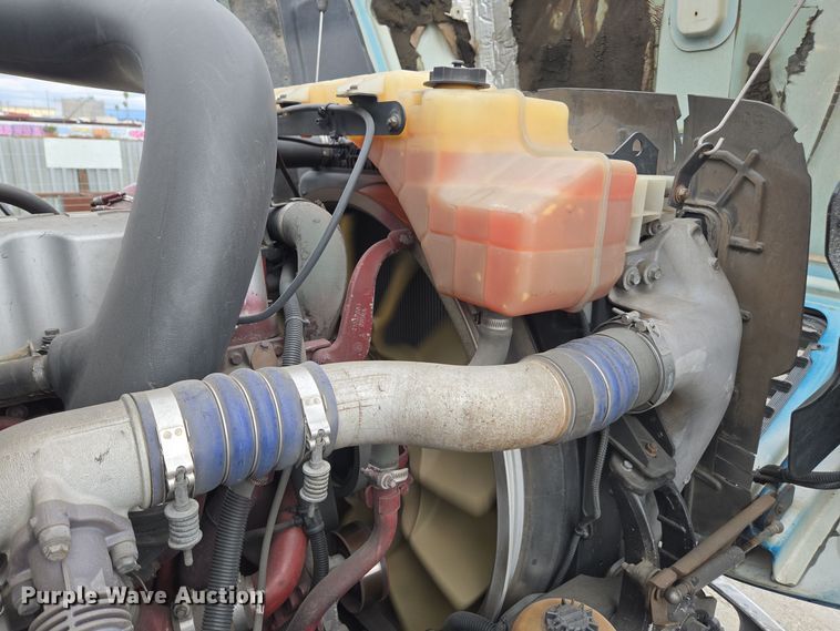 image for item YA0294 2011 Mack CXU613 semi truck